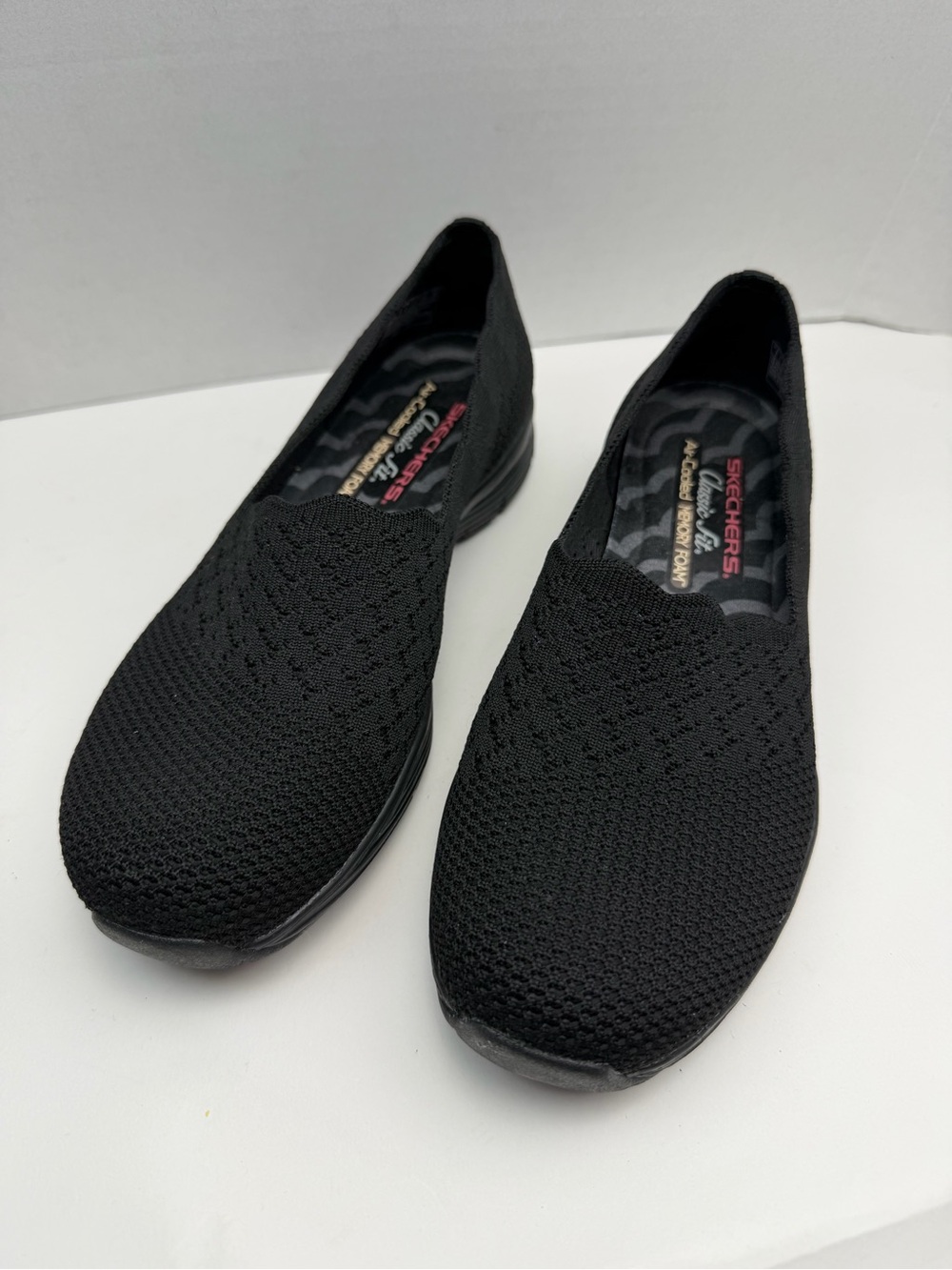 Skechers Women's Shoes Size 7 Black Slip On Air-Cooled Memory Foam 49481W